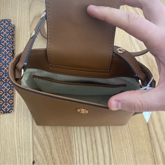 Tory Burch Small Emerson Bucket Bag Brown Cognac Saffiano Leather Crossbody - Picture 6 of 12